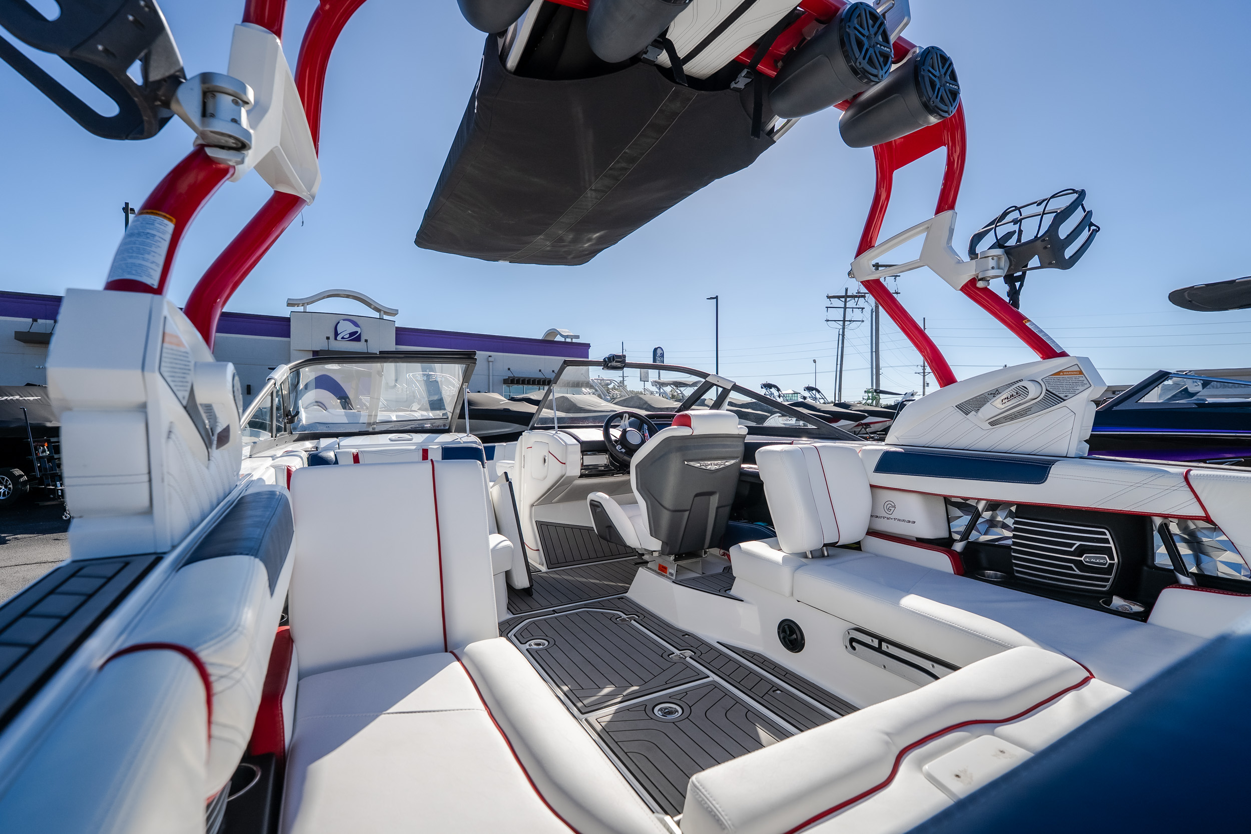 2016 Nautique G23 - Image 9