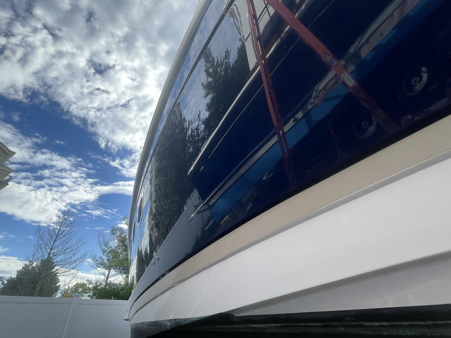 2011 Regal 42 Sport Coupe - Image 10