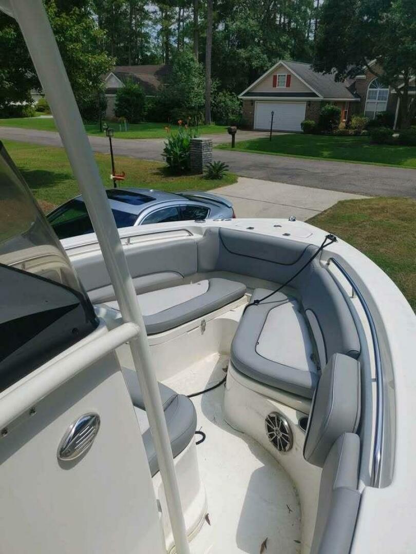 2022 Nauticstar 2102 Legacy Base - Image 10