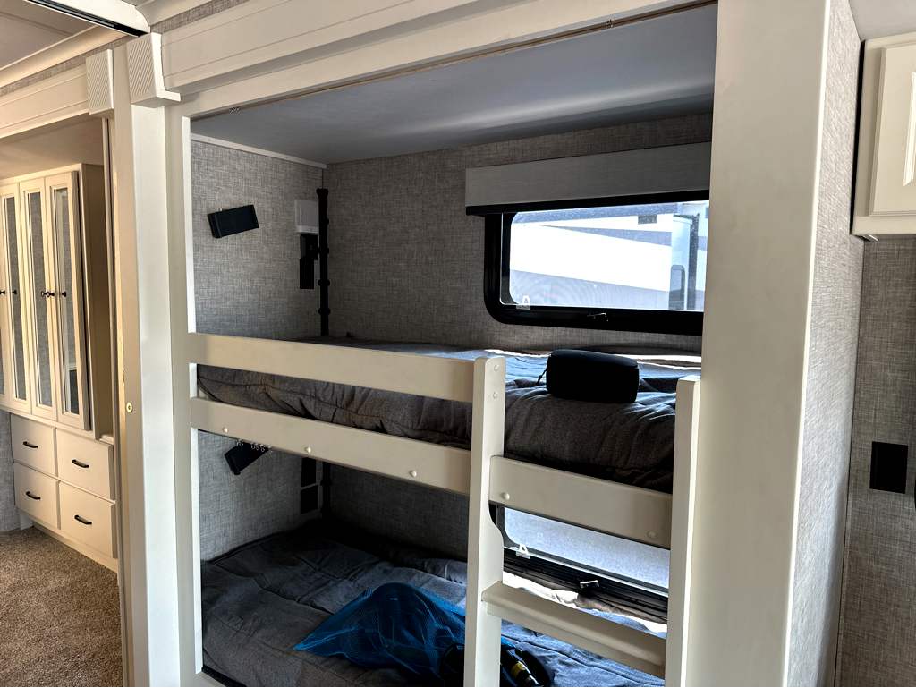 2019 TIFFIN ALLEGRO 34 PA - Image 18