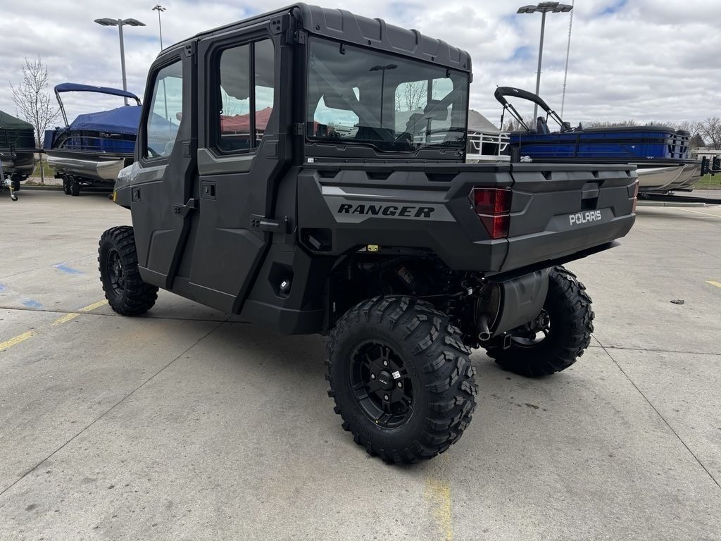 2027 Polaris® Ranger Crew XP 1000 Cab - Heat - A/C - Image 13