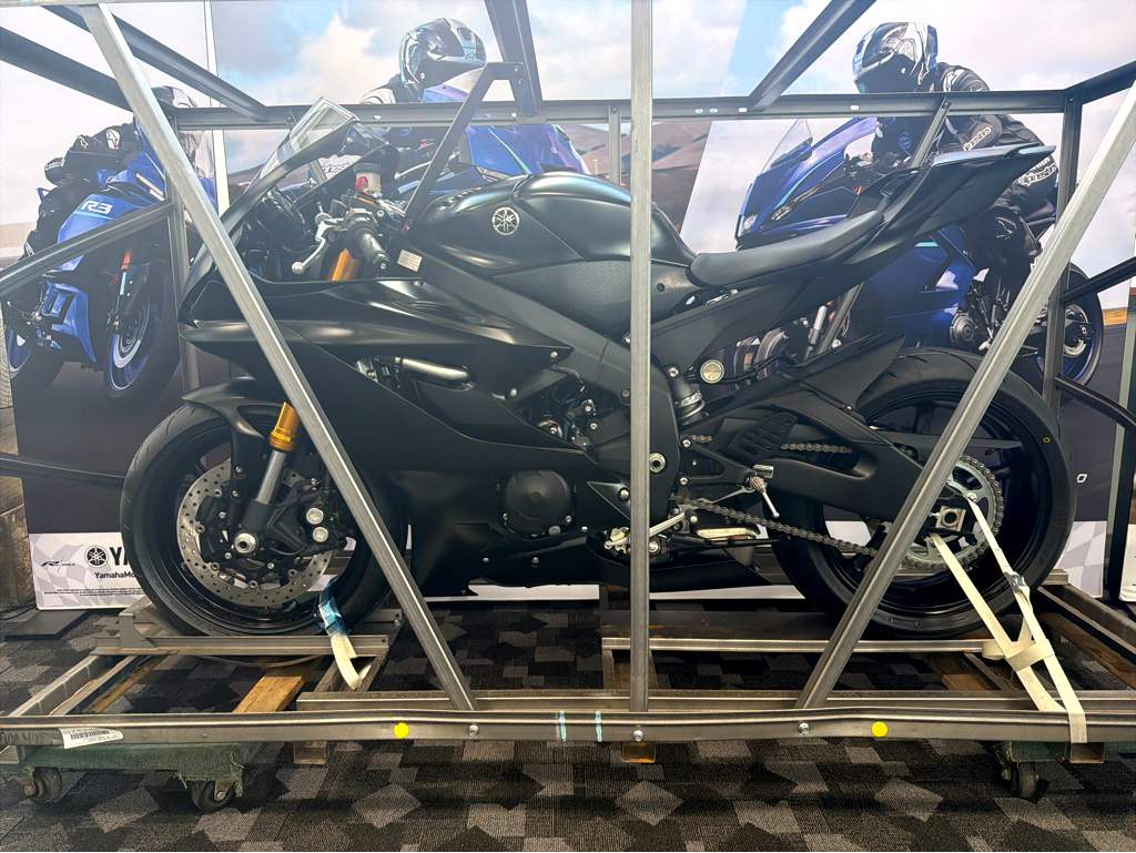 2026 Yamaha YZF-R6 Race - Image 1