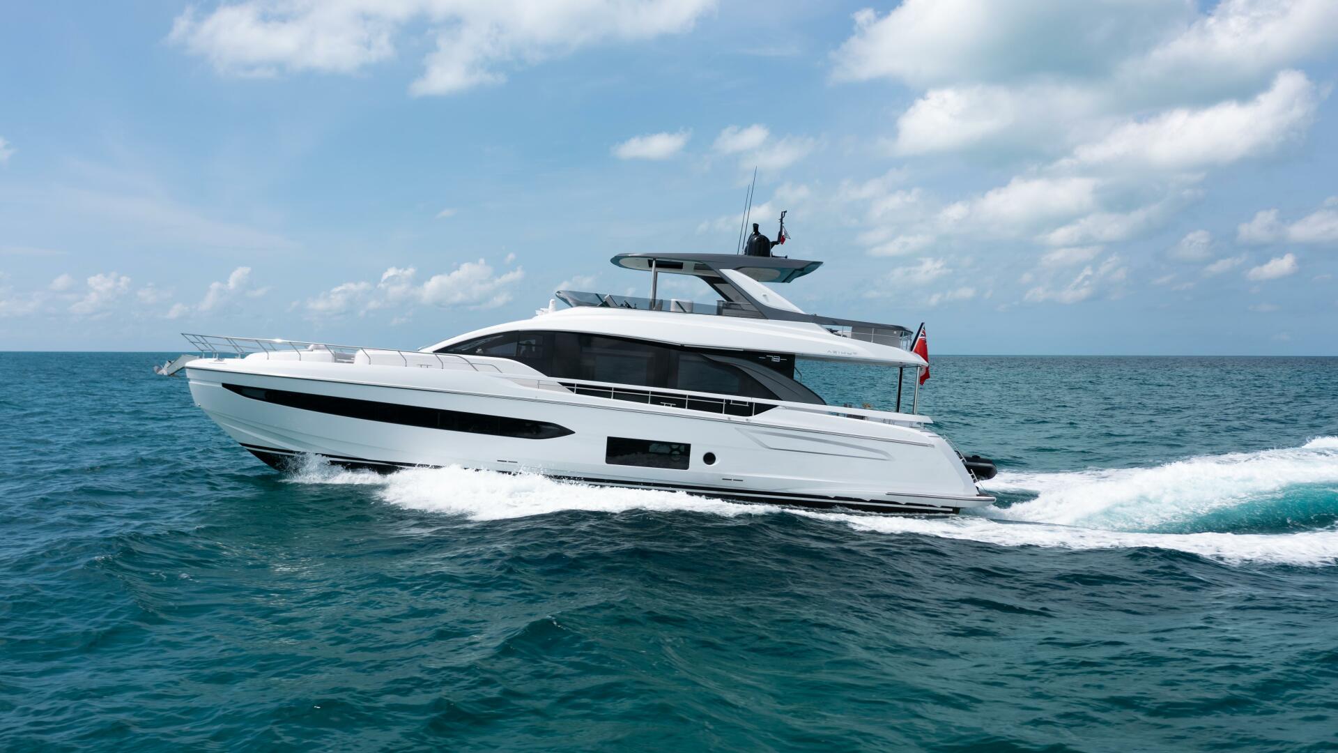 2022 Azimut 78 - Image 2