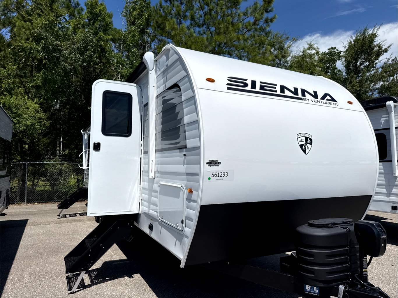 2027 VENTURE RV SIENNA 311VDB - Image 1