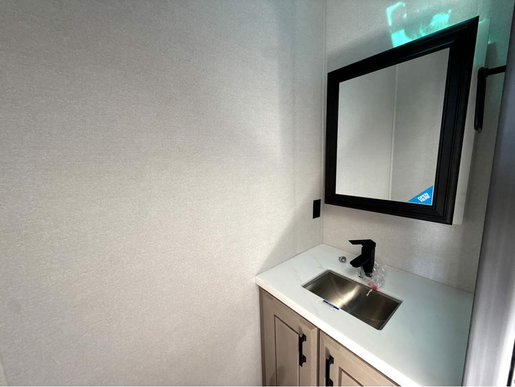 2027 JAYCO PINNACLE 39FLOK - Image 11