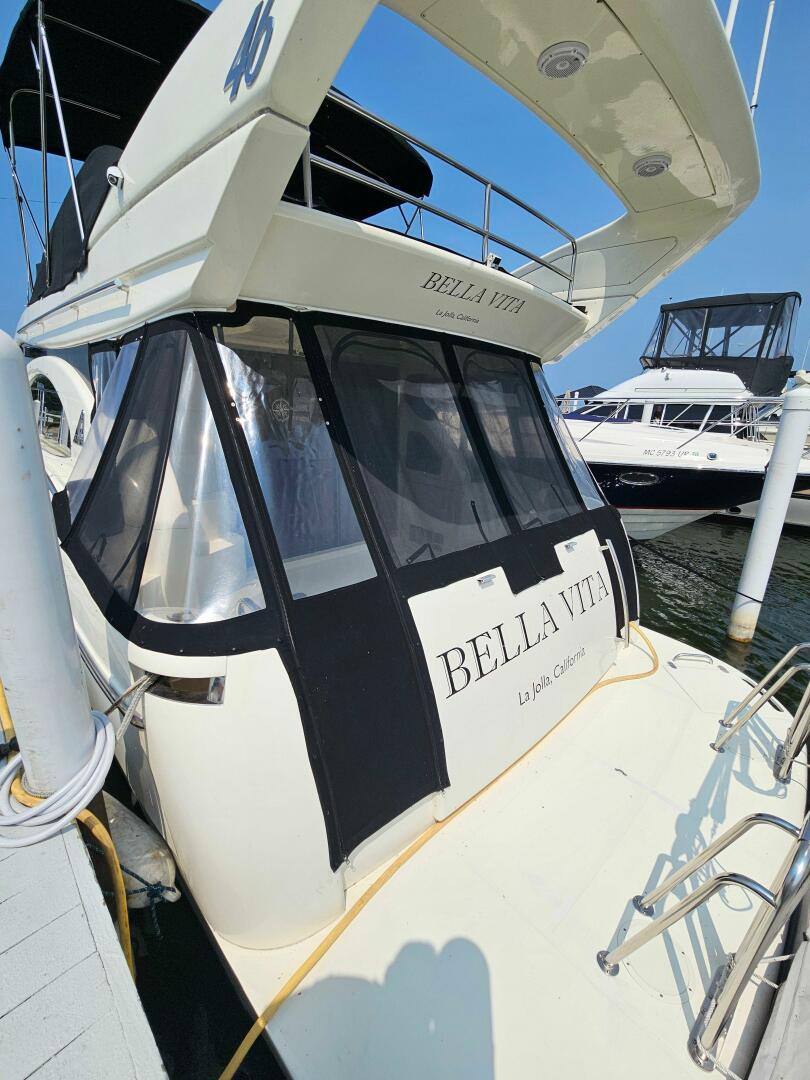 2003 Azimut 46 Motor Yacht - Image 8