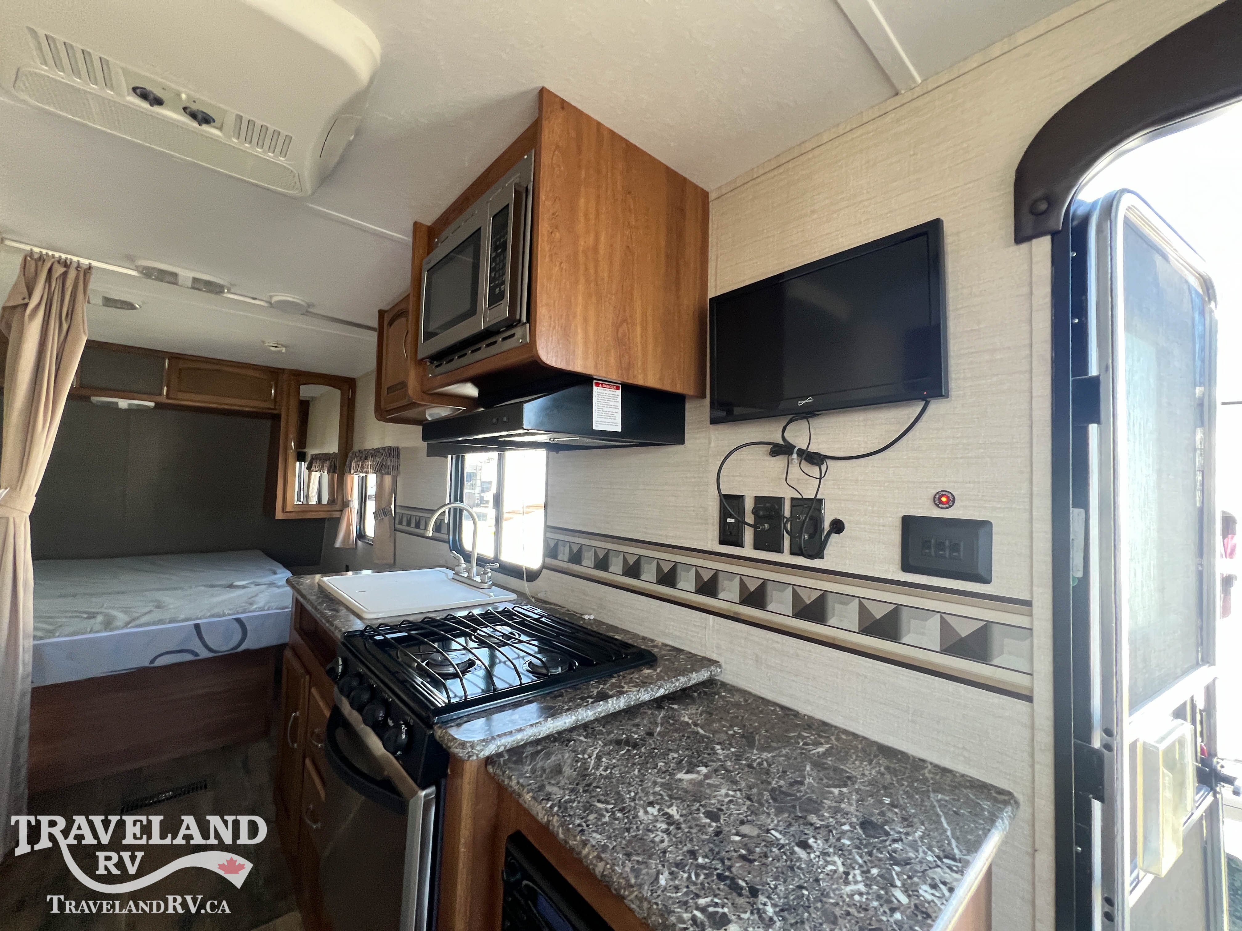 2016 KEYSTONE SPRINGDALE 211SRT HMS - Image 10