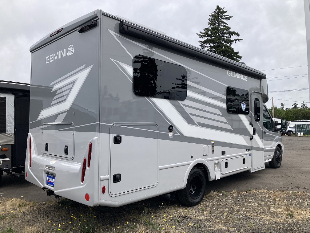 2027 Thor Motor Coach Gemini Trip 24KB - Image 5