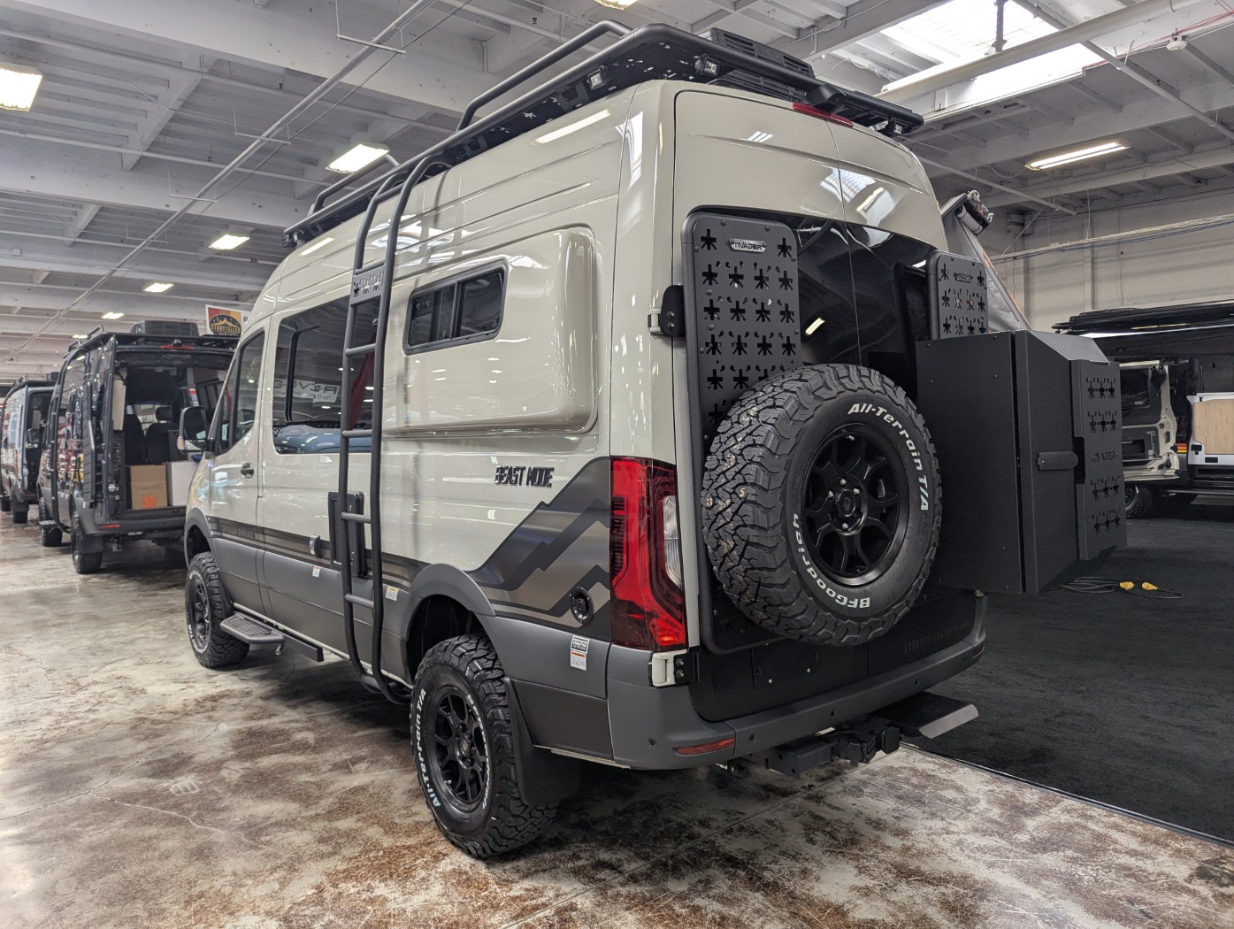 2027 Storyteller Overland Beast Mode XO - Image 9