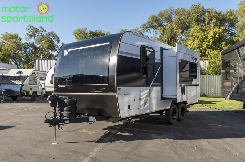 2026 Winnebago Thrive 18FBS - Image 7