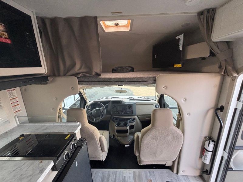 2026 Thor Motor Coach Four Winds Espec 19Z - Image 17