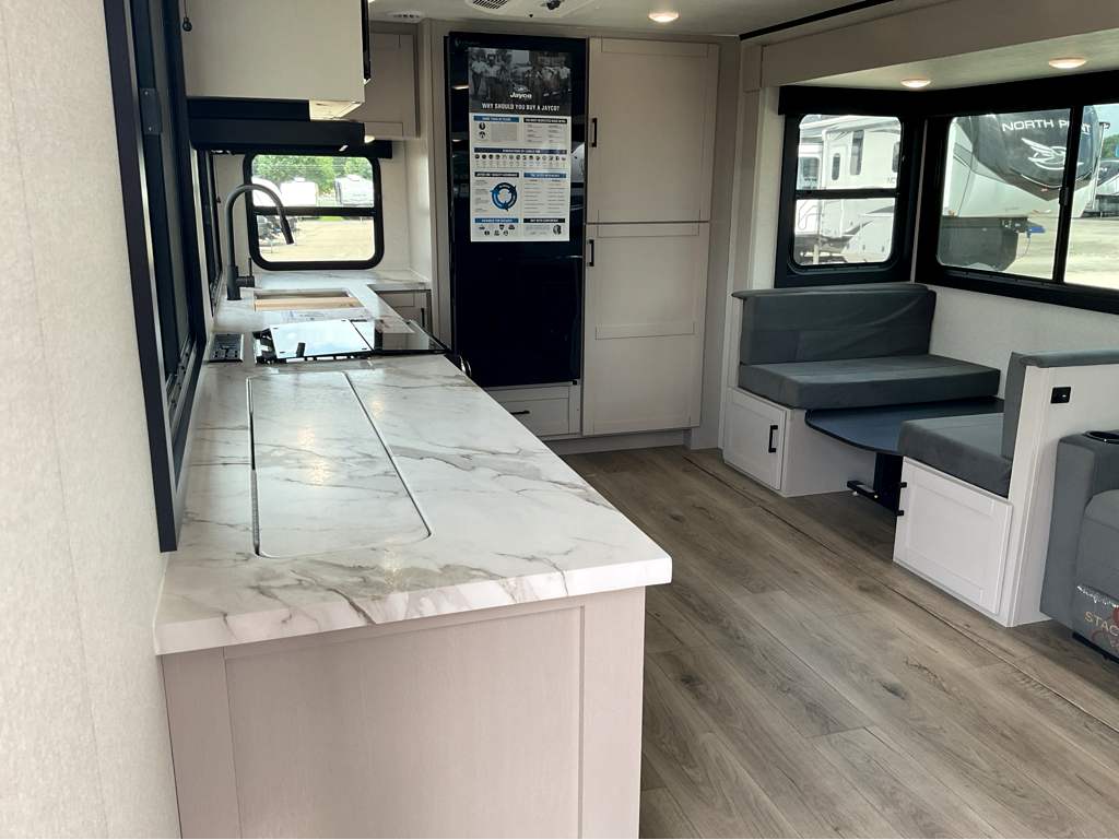 2026 JAYCO Jay Feather 30 RKB - Image 30
