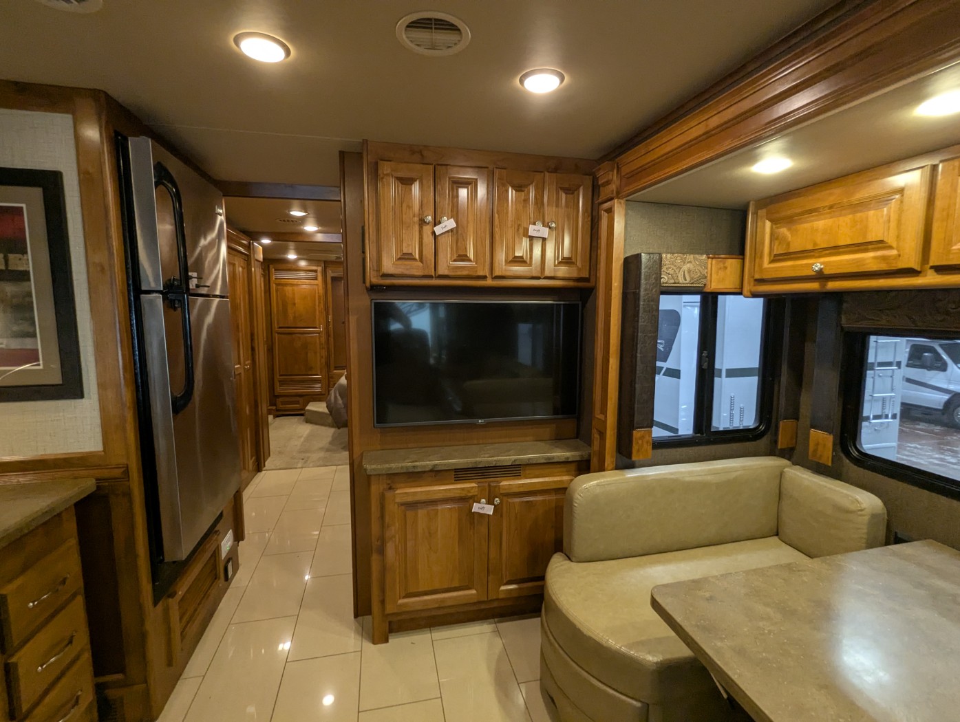 2016 Tiffin Allegro Red 38 QBA - Image 15