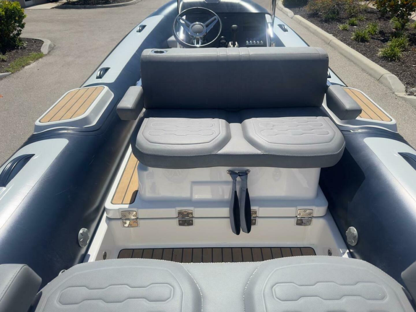 2024 Williams Jet Tenders 445 Diesel Jet Base - Image 11
