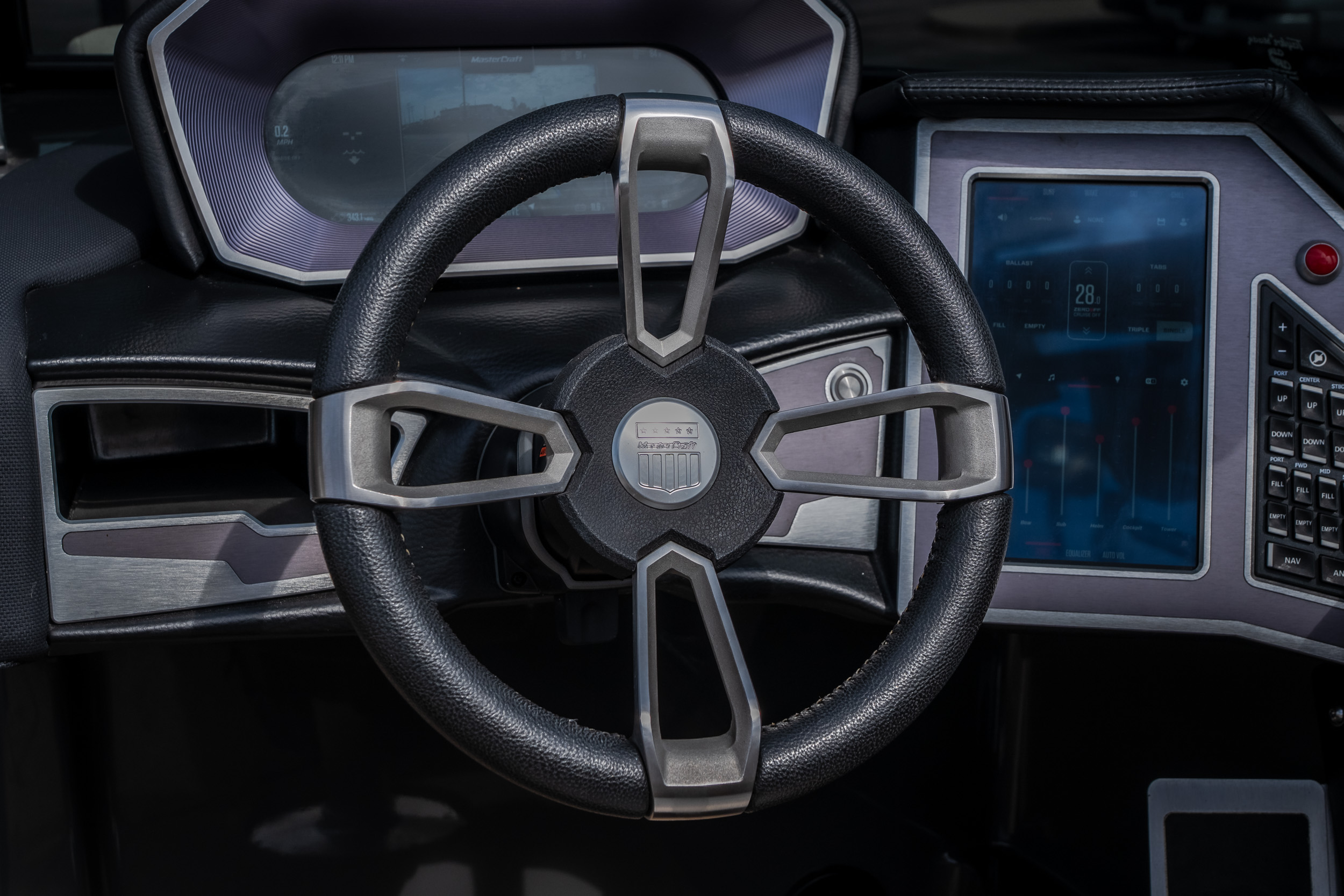 2021 MasterCraft X24 - Image 27