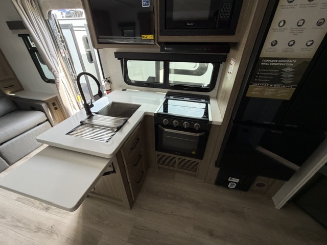 2027 Forest River Rockwood Mini Lite 2509S - Image 46