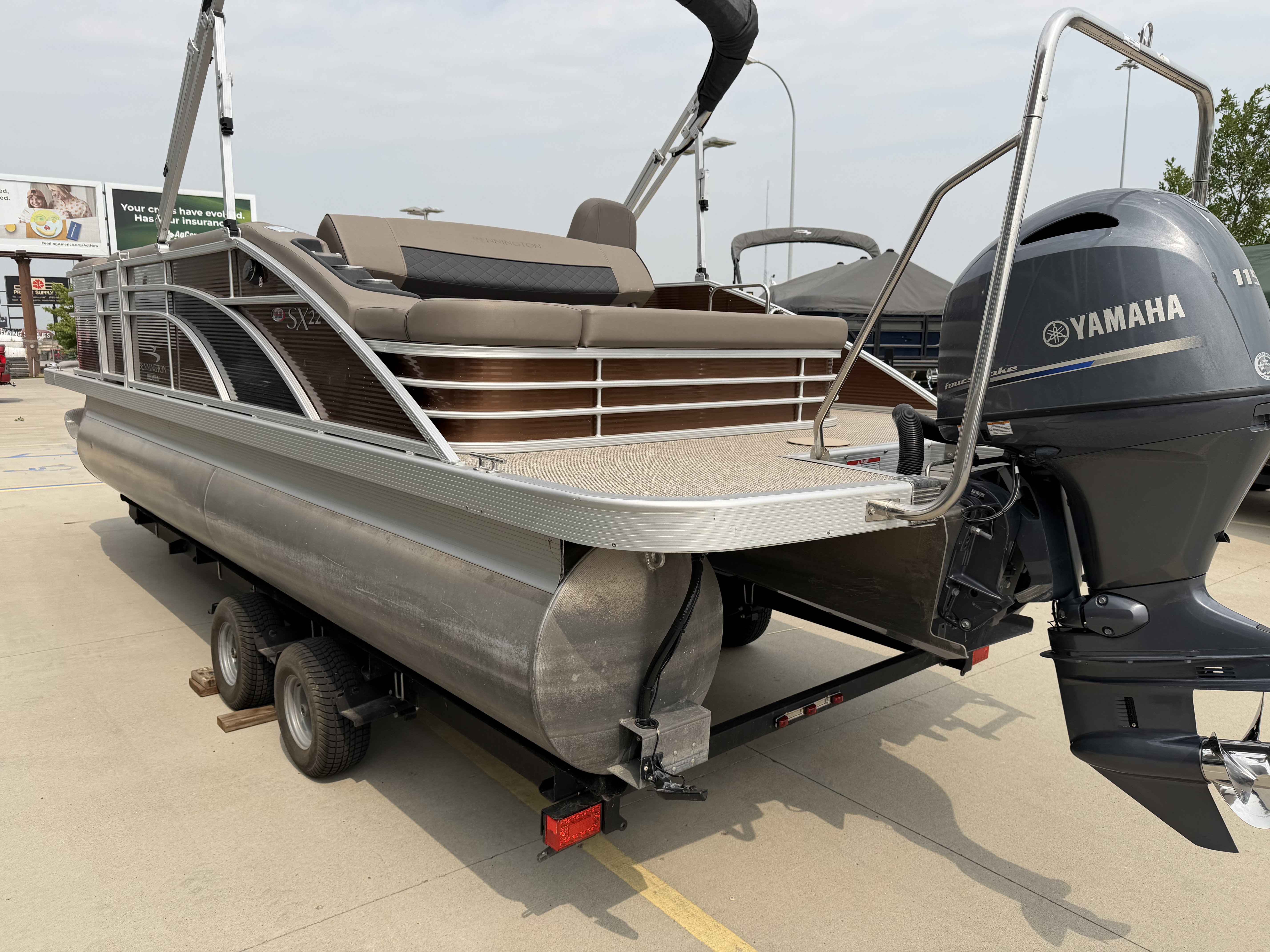 2020 BENNINGTON 22SX SWING BACK PREMIUM - Image 8