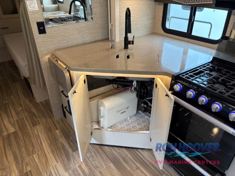 2023 THOR MOTORCOACH ACE 29G - Image 25