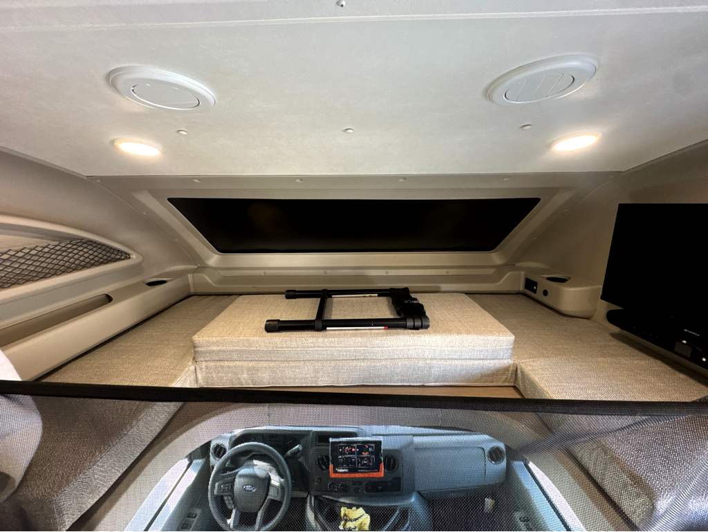2027 ENTEGRA COACH ODYSSEY 24B - Image 21