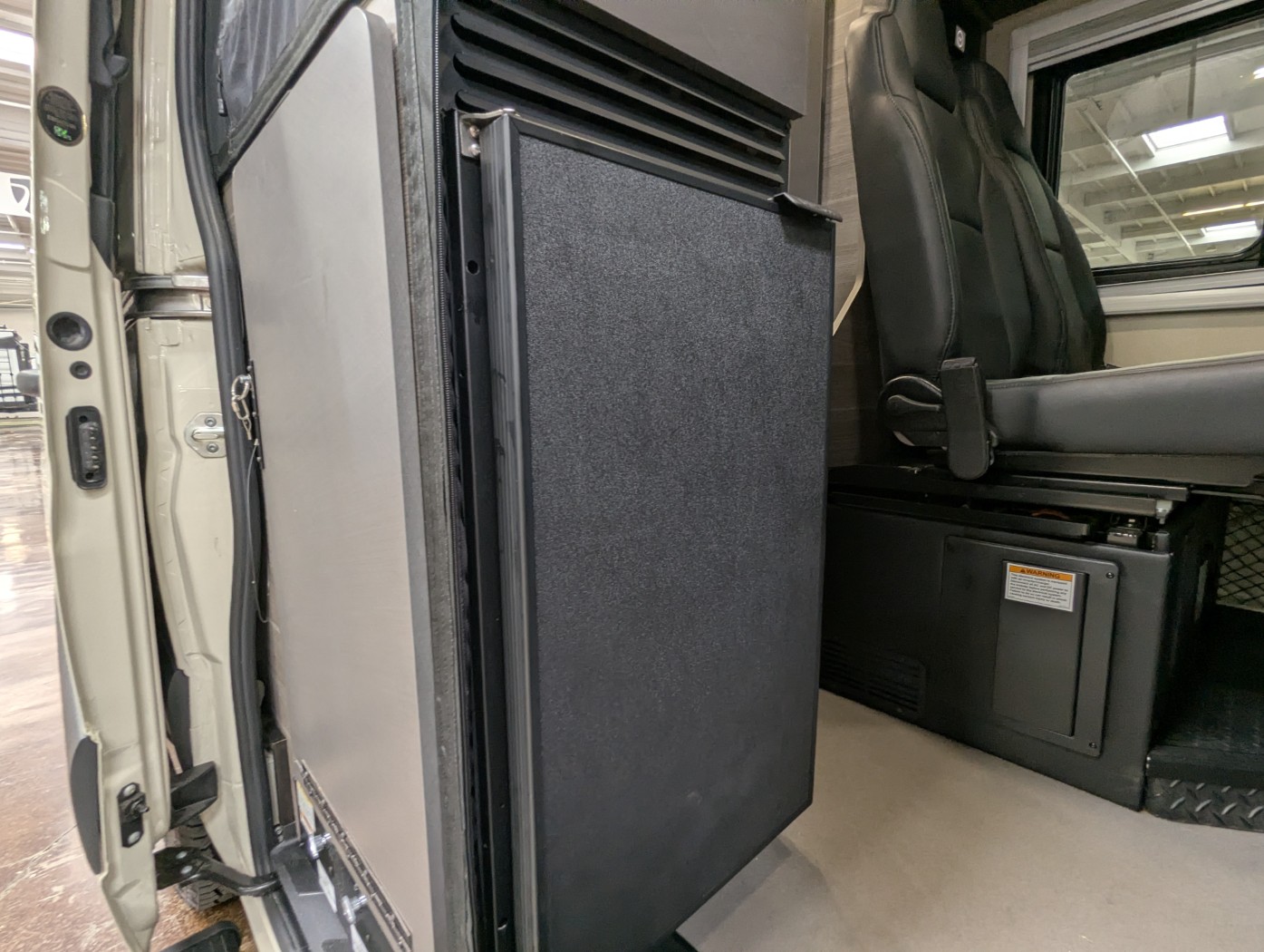 2025 Entegra Coach Launch 19Y - Image 21