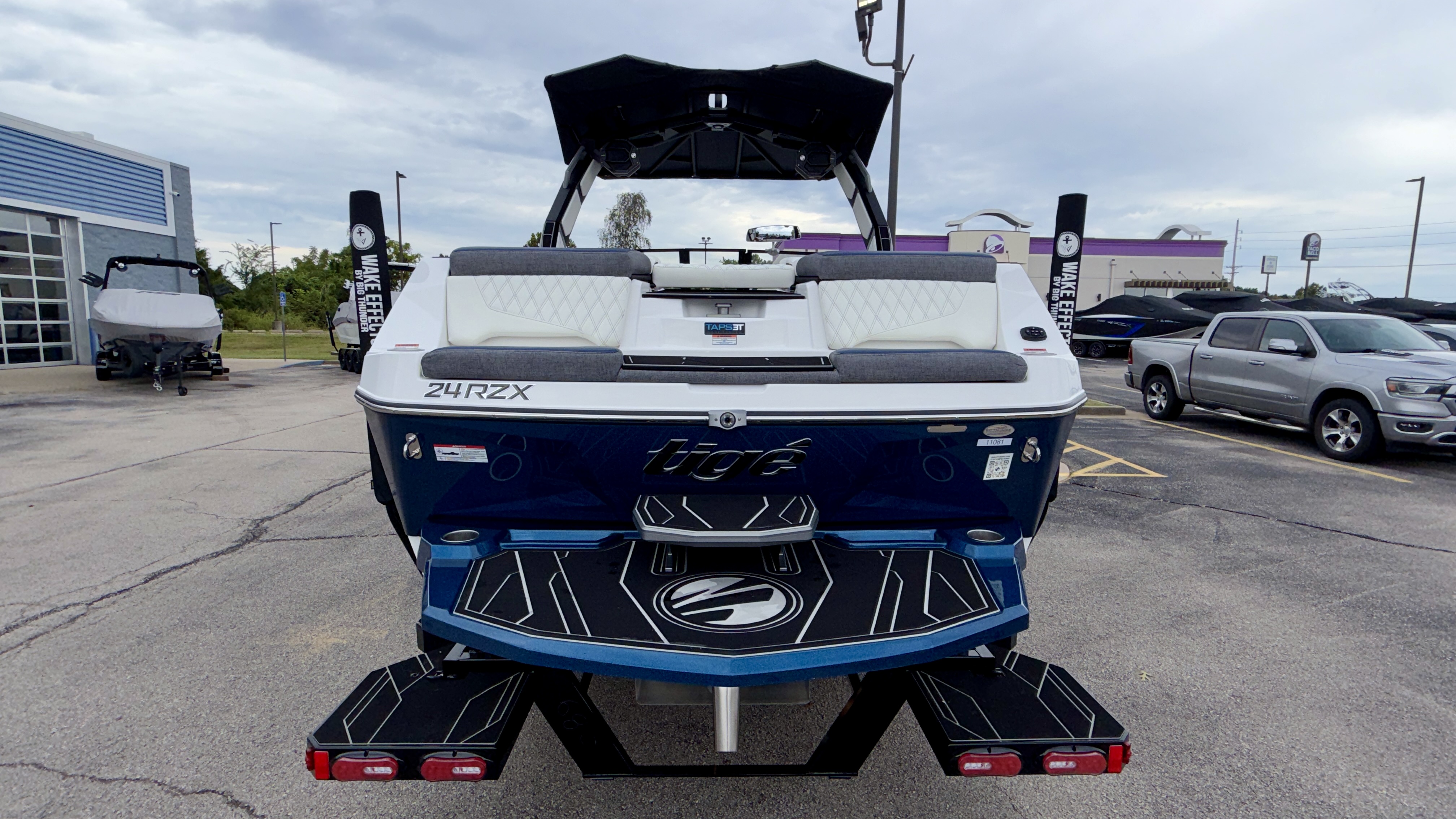 2027 Tigé  24RZX - Image 7