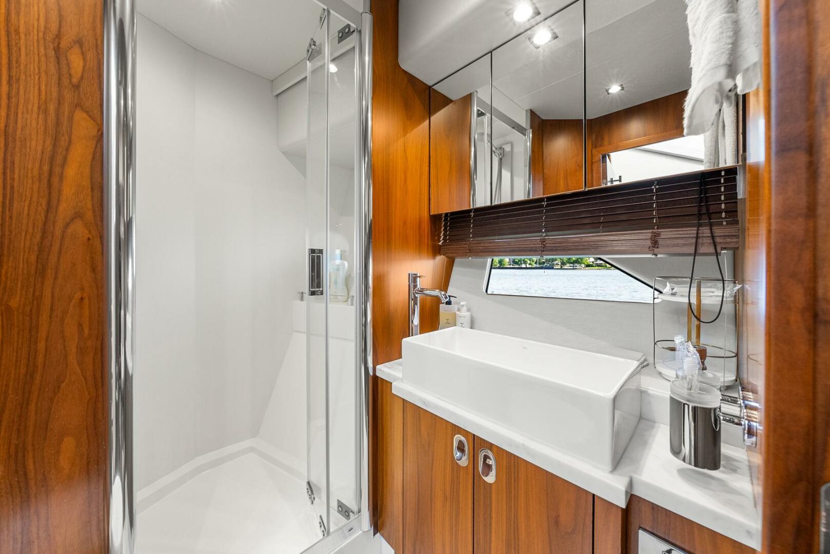 2016 Sunseeker Manhattan 65 - Image 70