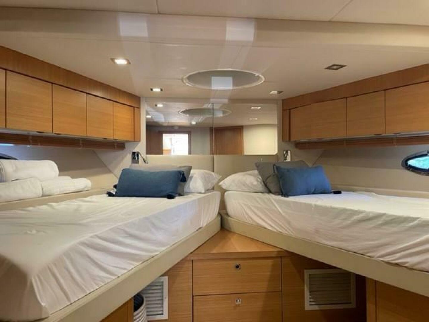 2013 Sunseeker 48 Portofino - Image 33