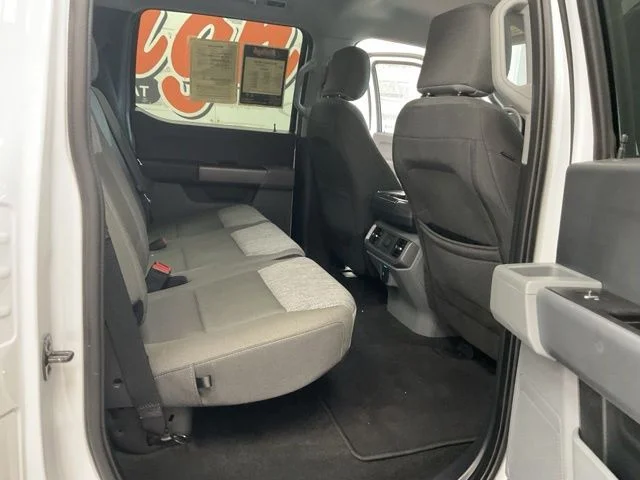 2022 Ford F150 Crew Cab XLT 4WD - Image 24