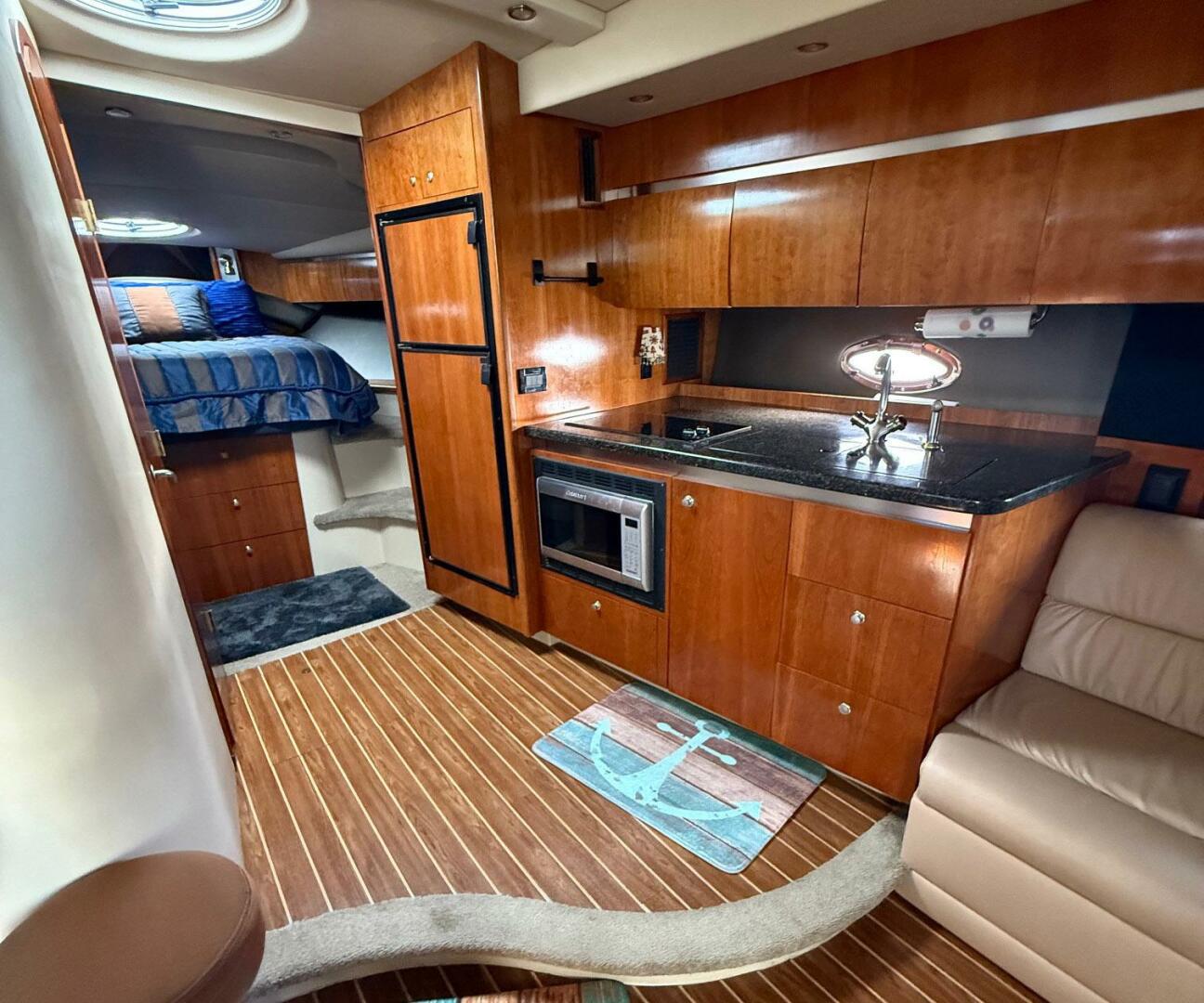 2006 Cruisers Yachts 420 Express - Image 20