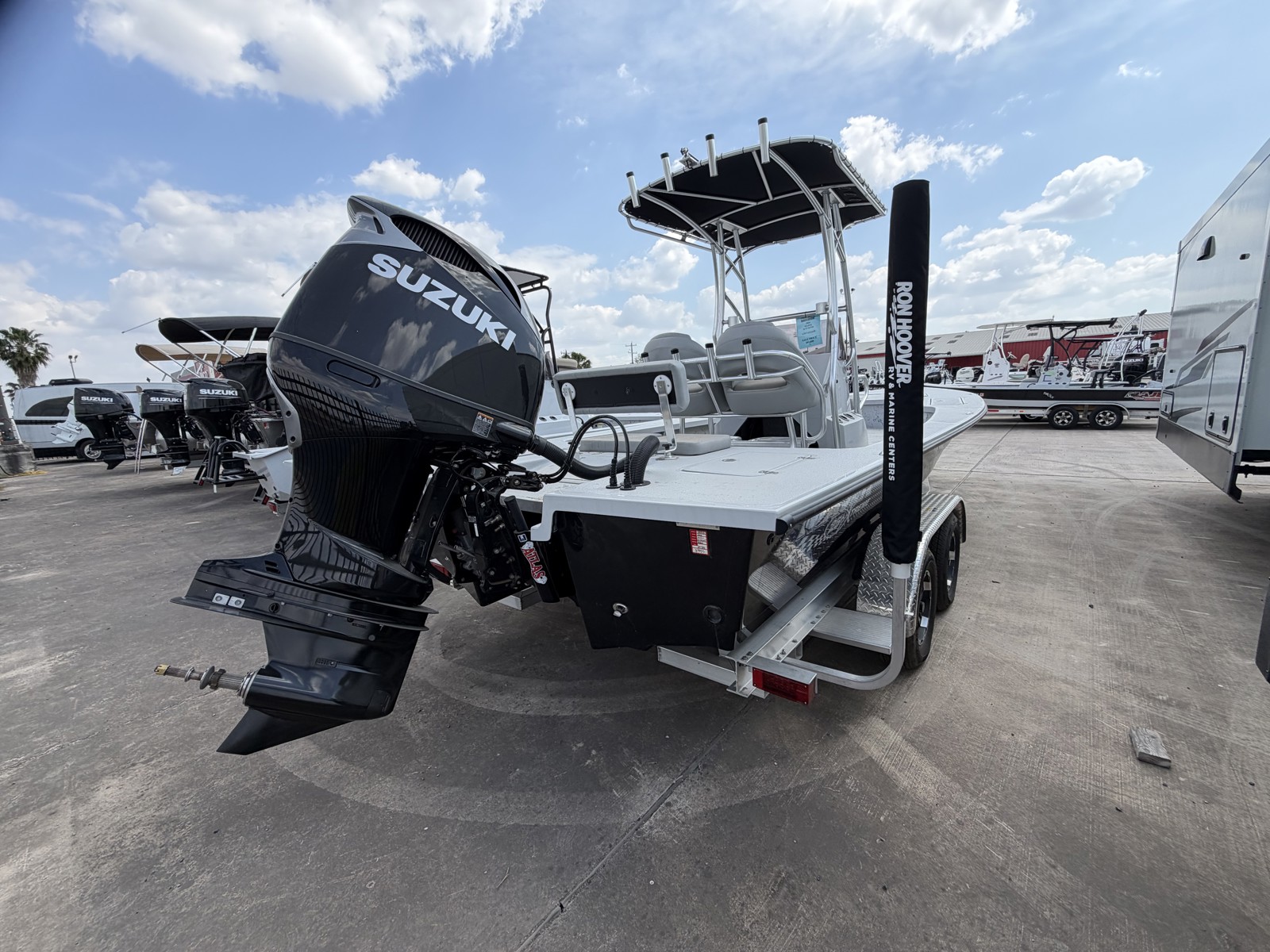 2026 Majek 25 Xtreme - Image 12