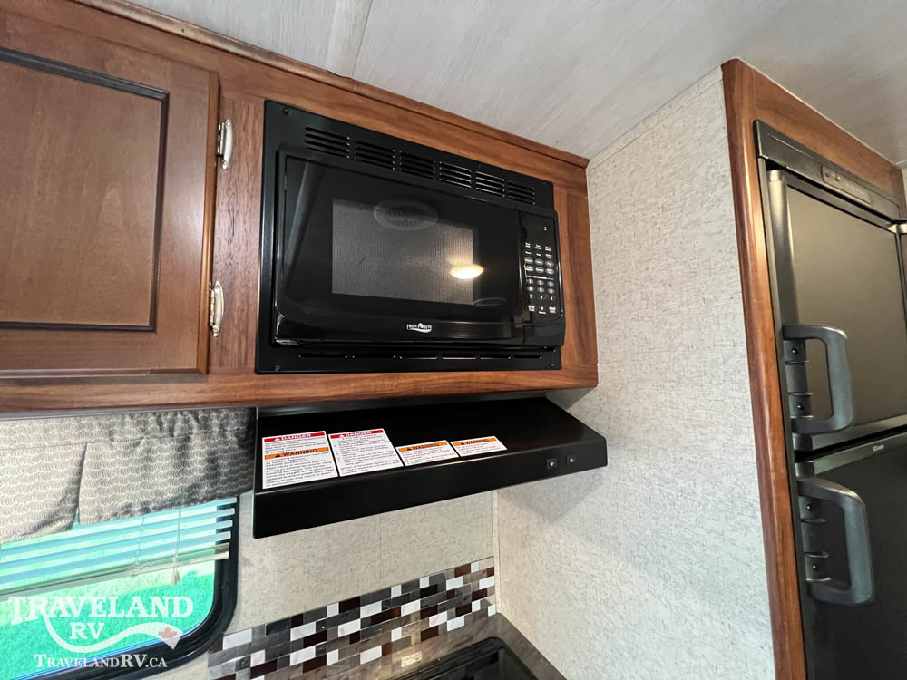 2018 Heartland Wilderness WD 2475BH - Image 25