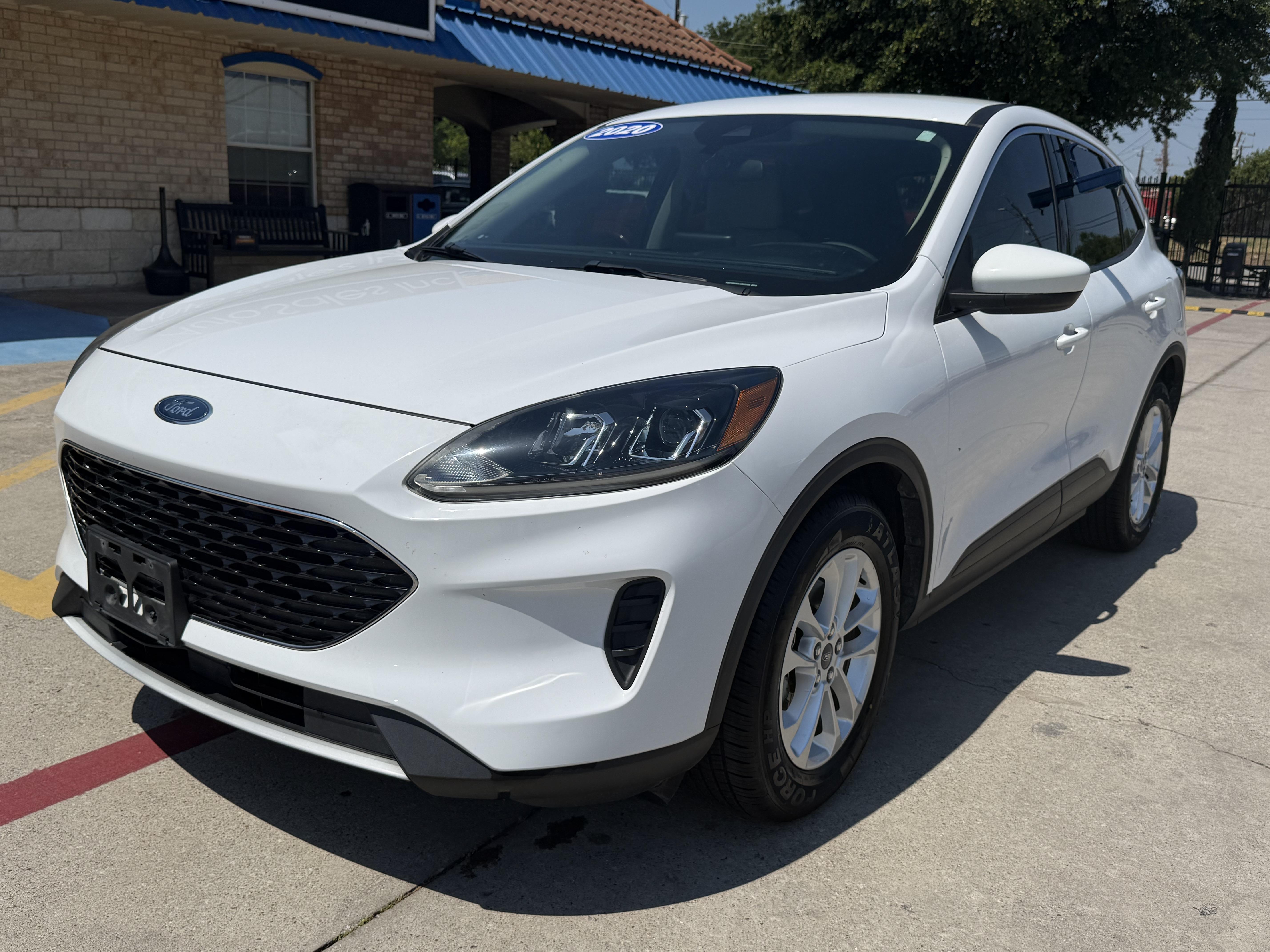 2020 Ford Escape Utility 4D SE 2WD - Image 1