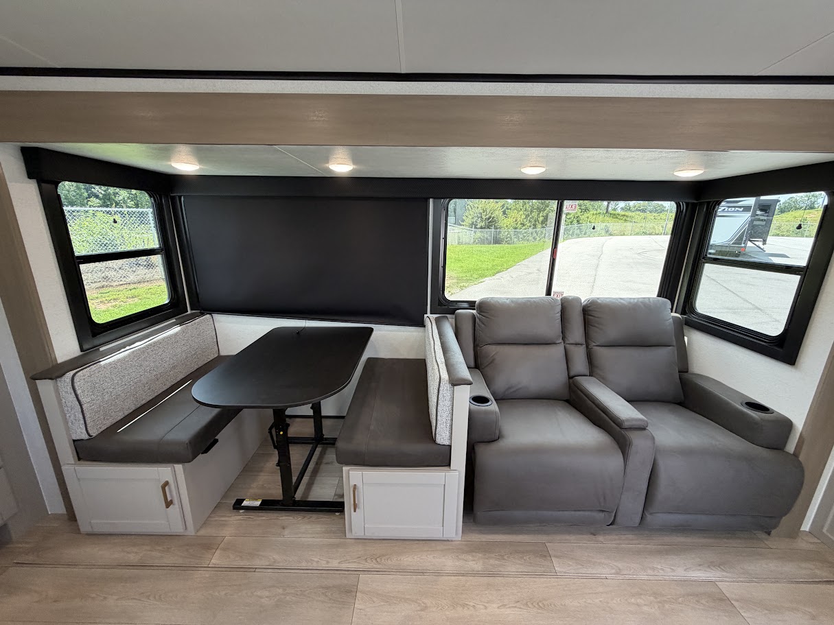 2027 JAYCO JAY FEATHER 30RKB - Image 11