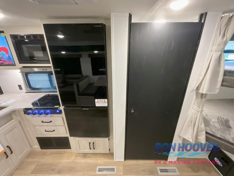 2026 PALOMINO 283BHCE - Image 20