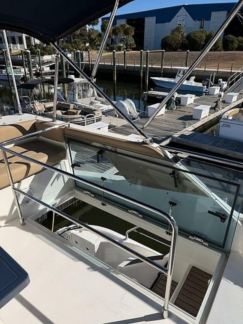 2015 Fairline Squadron 42 - Image 10