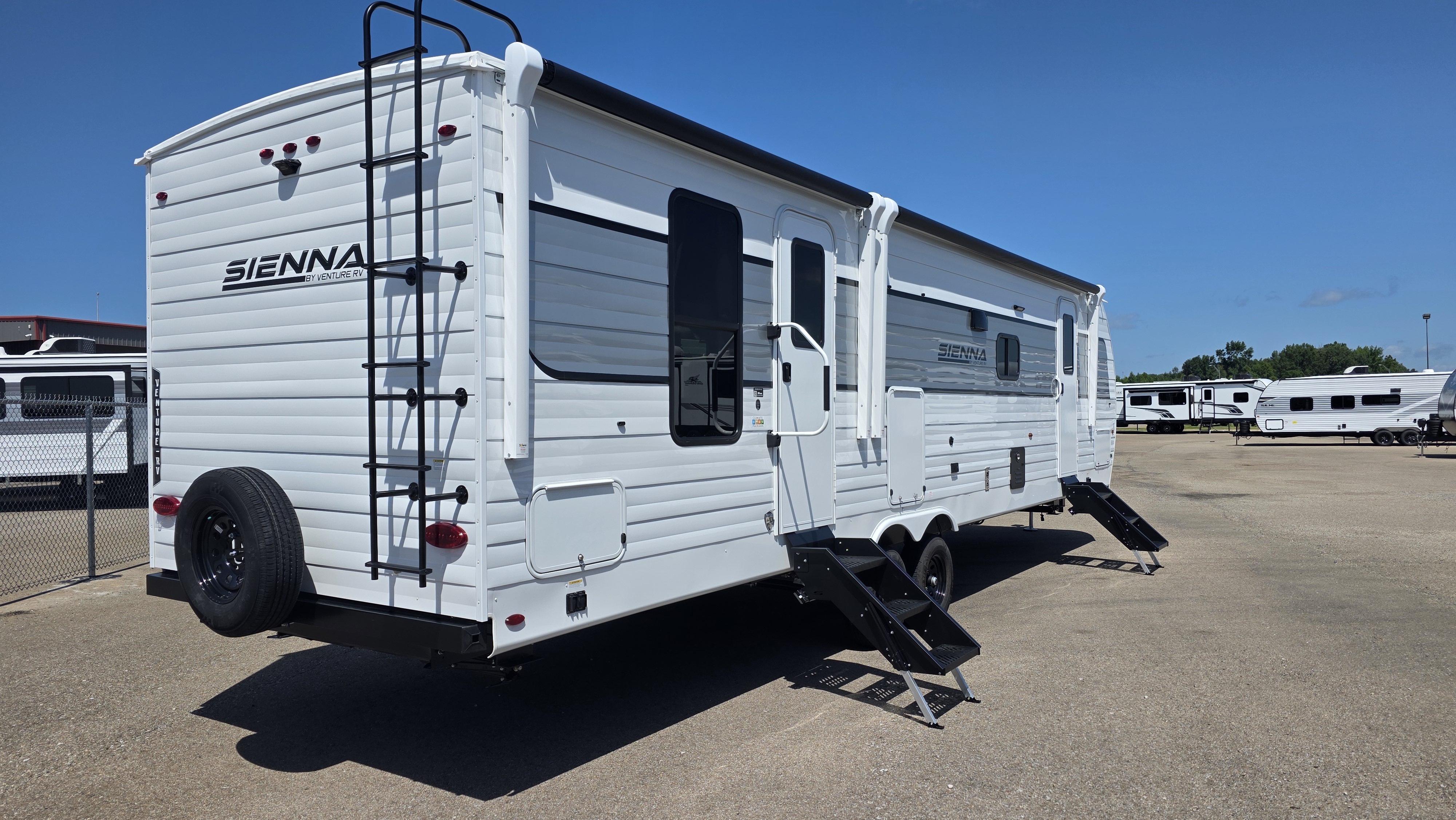 2027 VENTURE RV SIENNA 311VDB - Image 4
