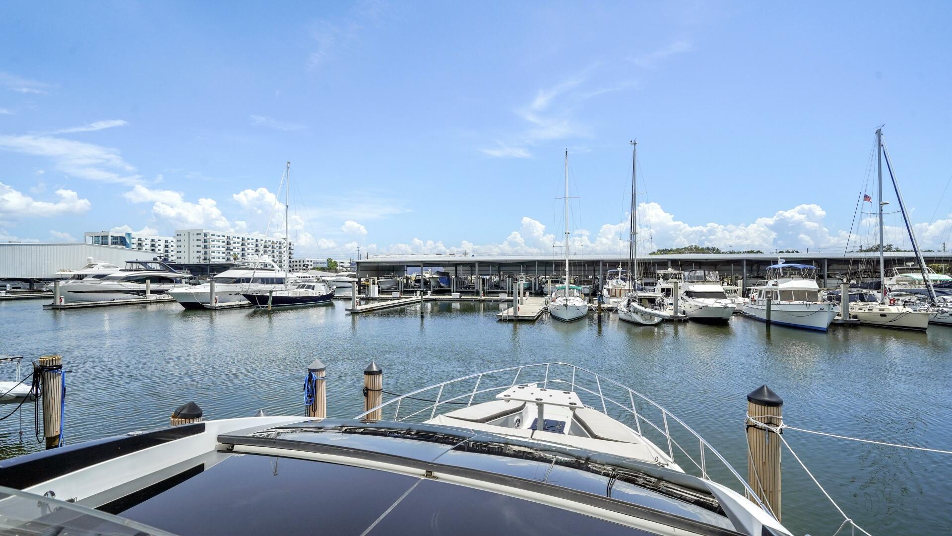 2022 Galeon 470 Sky - Image 18