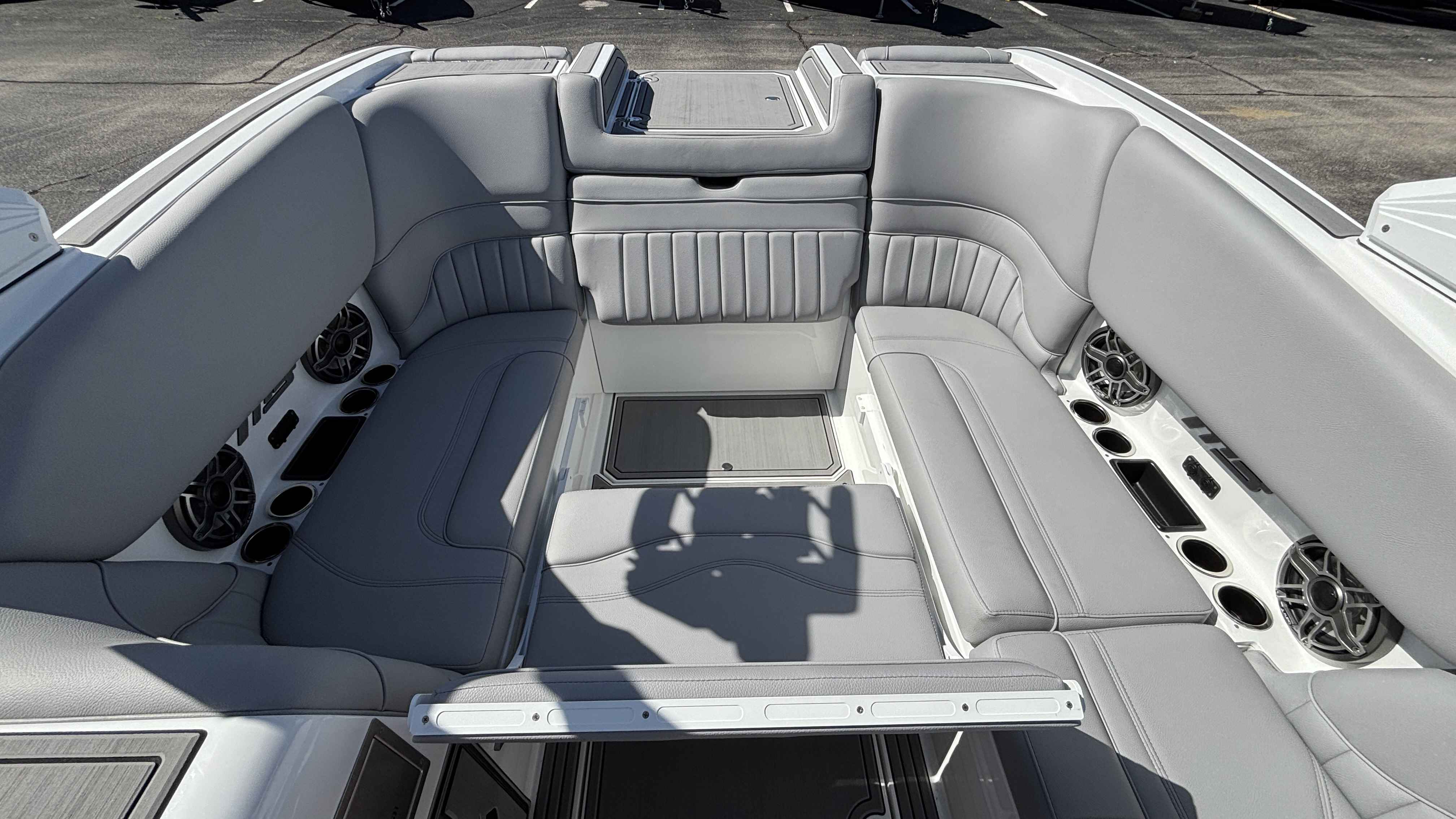 2025 MB Sports B52 25 Alpha - Image 33