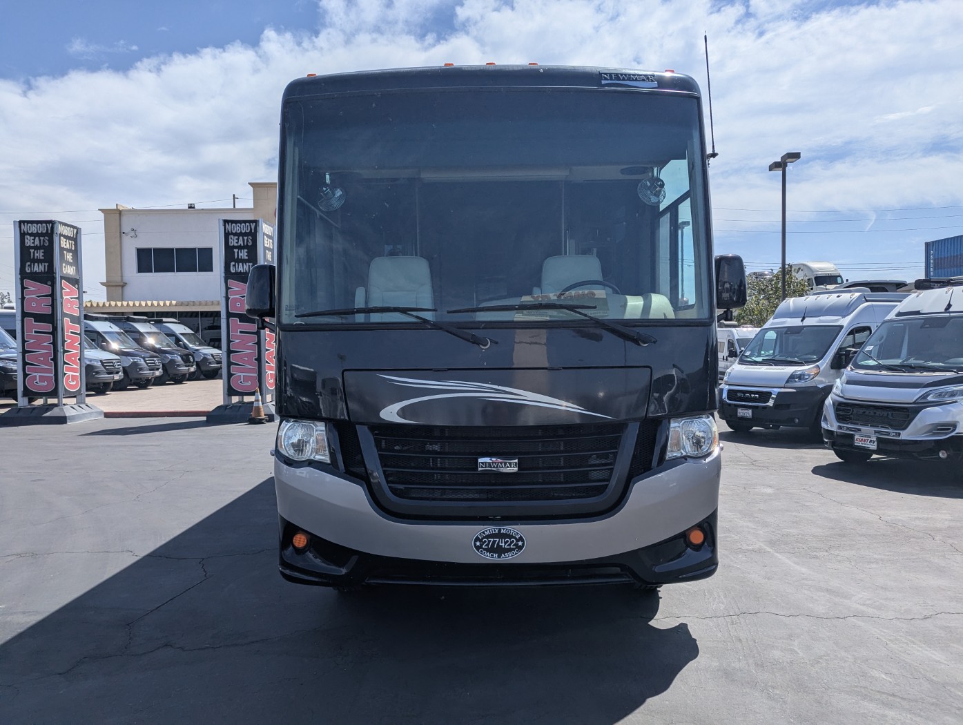 2016 Newmar Bay Star 3403 - Image 3