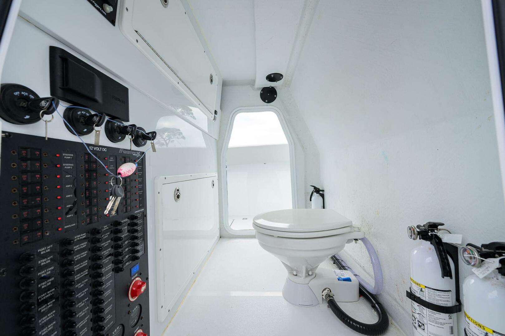 2020 VIKING VIKING 61 Convertible Base - Image 80