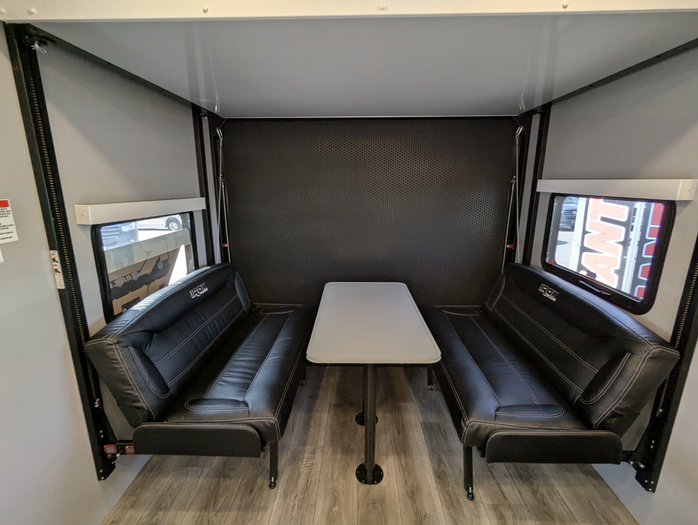2026 IROK Trailers IROK 3218RACE - Image 19