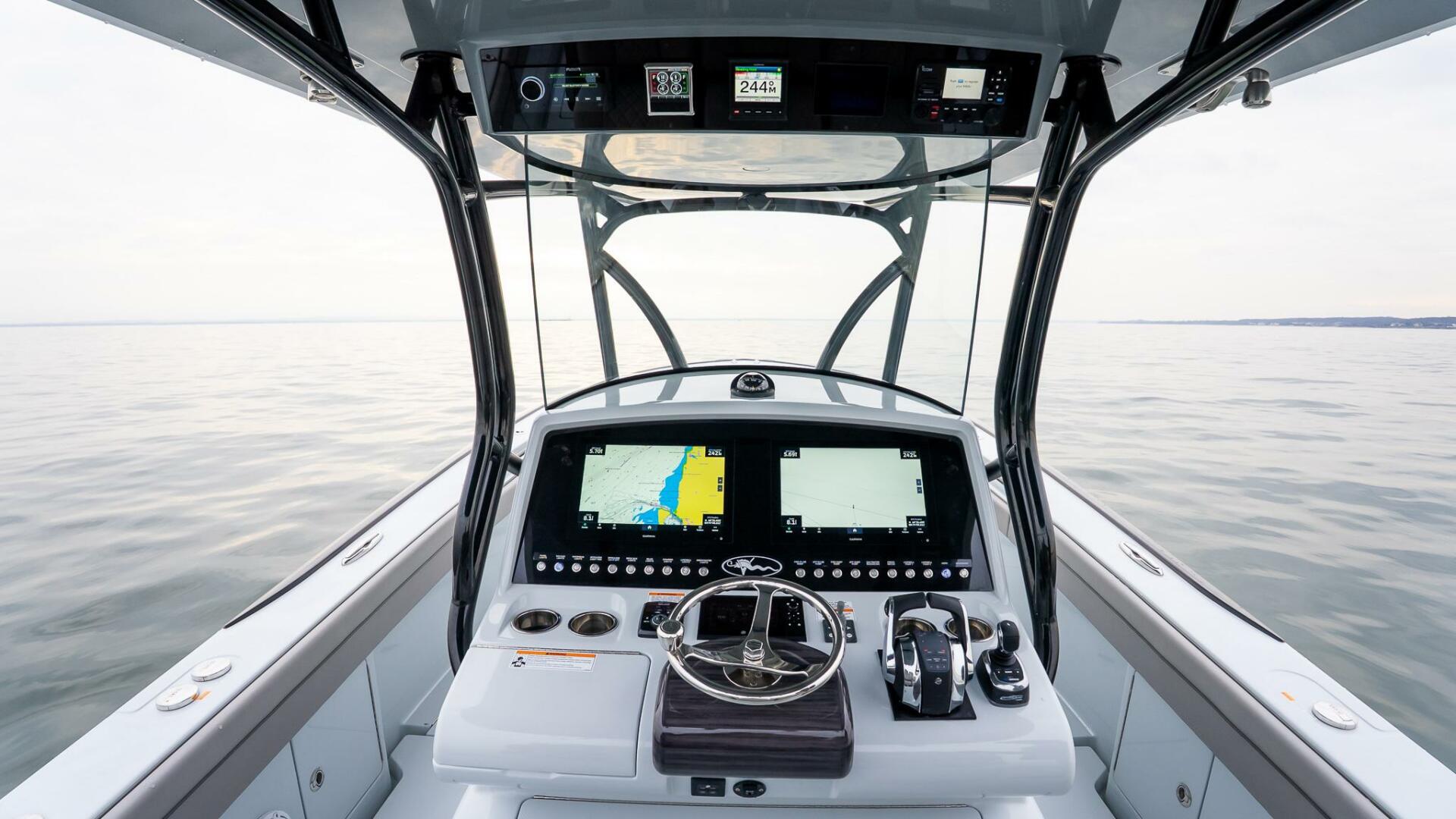 2023 Valhalla Boatworks V-33 - Image 20