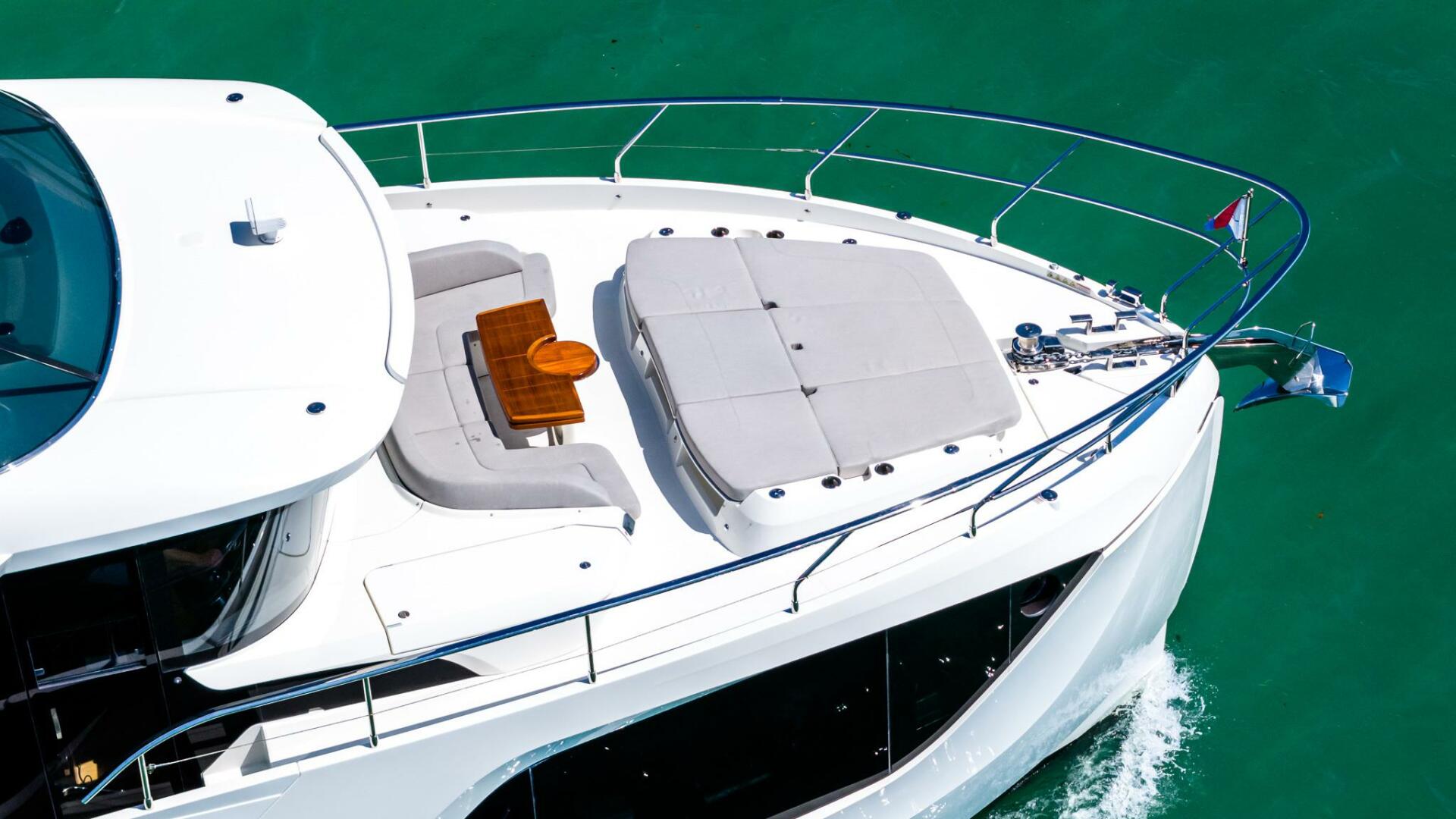 2022 Absolute Navetta 64 - Image 24