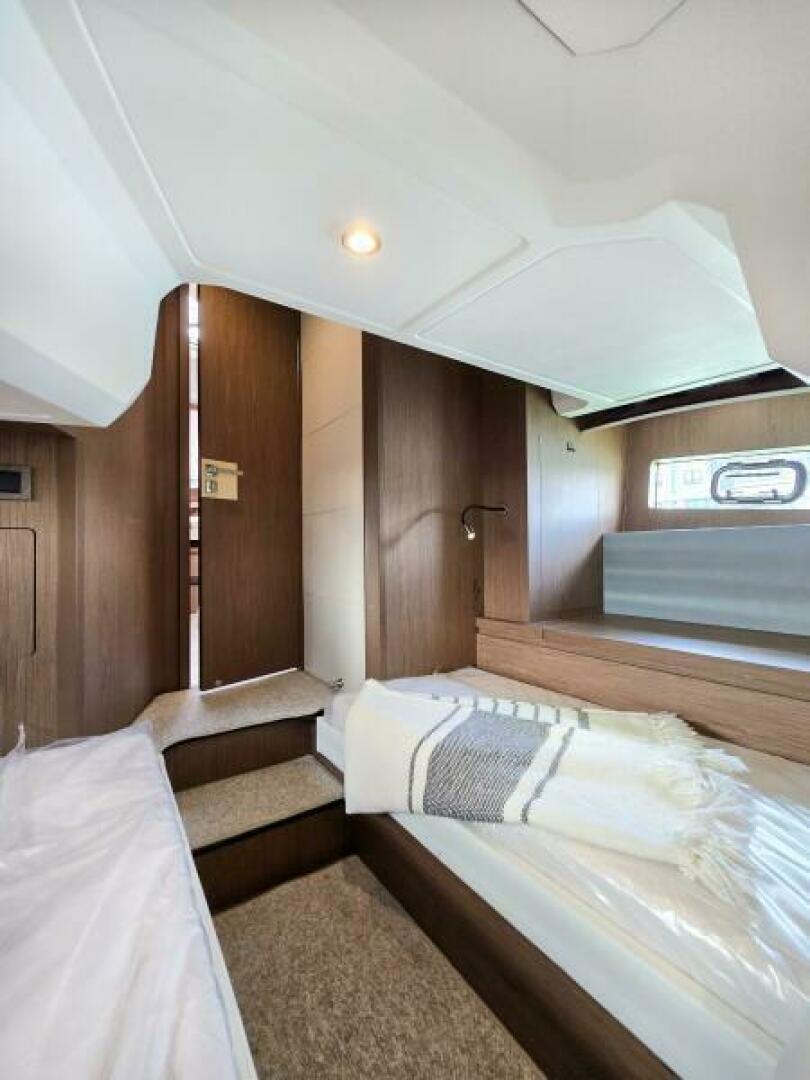 2019 Beneteau Gran Turismo 40 - Image 22