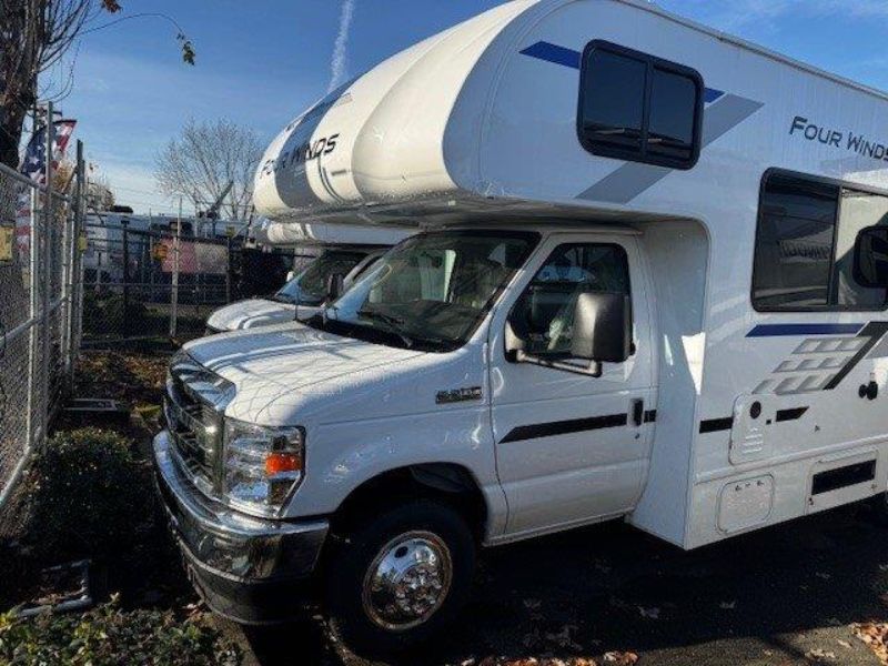 2026 Thor Motor Coach Four Winds Espec 22Z - Image 3