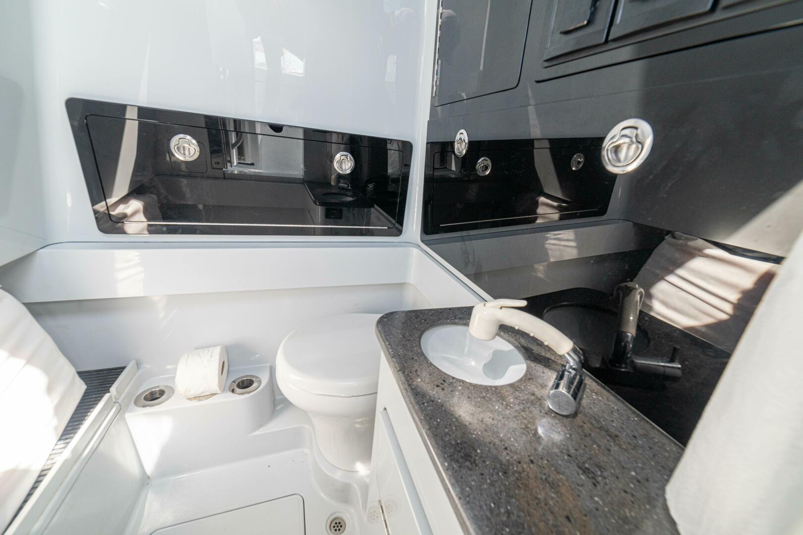 2024 Valhalla Boatworks V-33 - Image 33