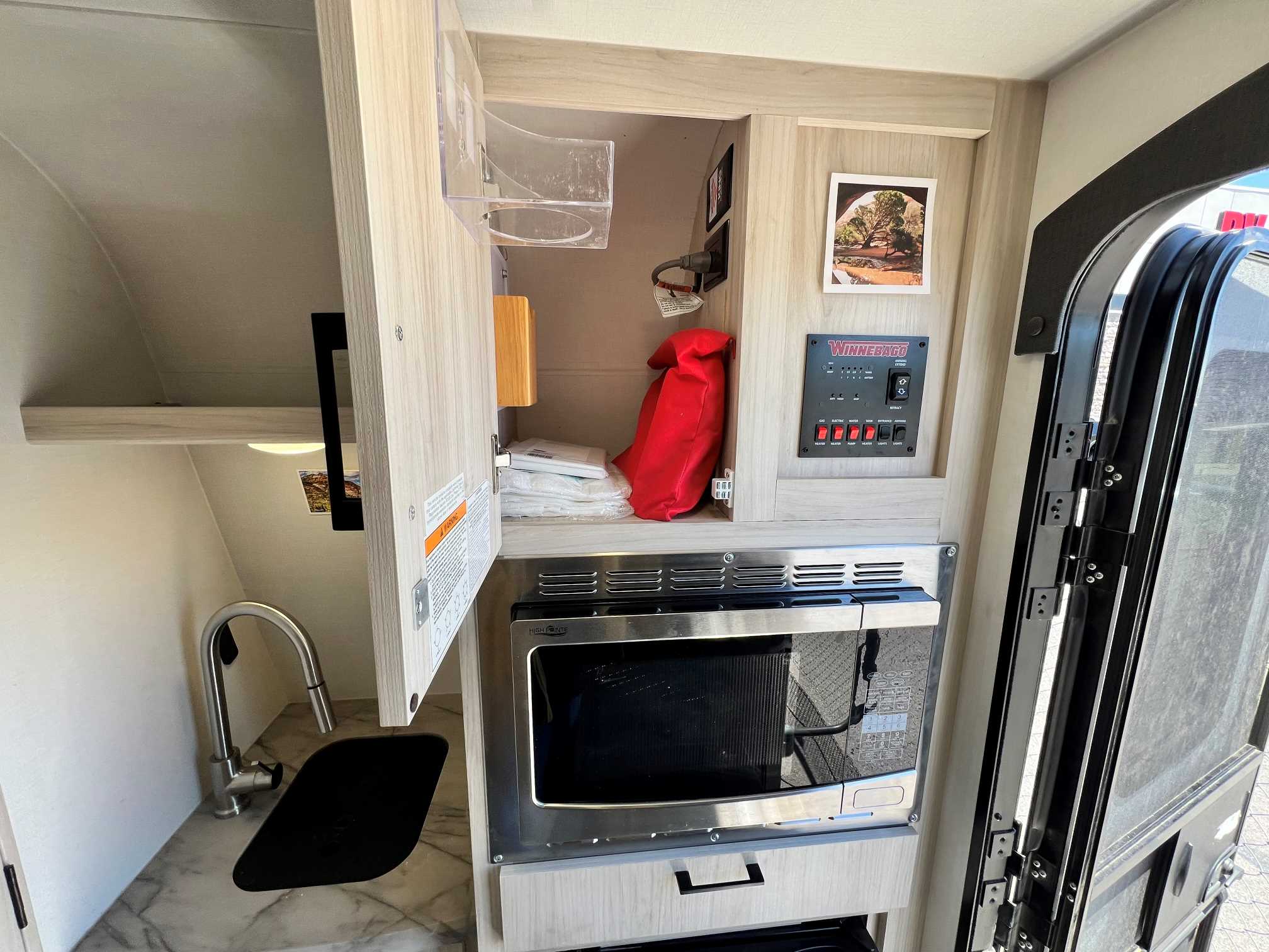 2023 Winnebago Hike 100 1316TB - Image 18