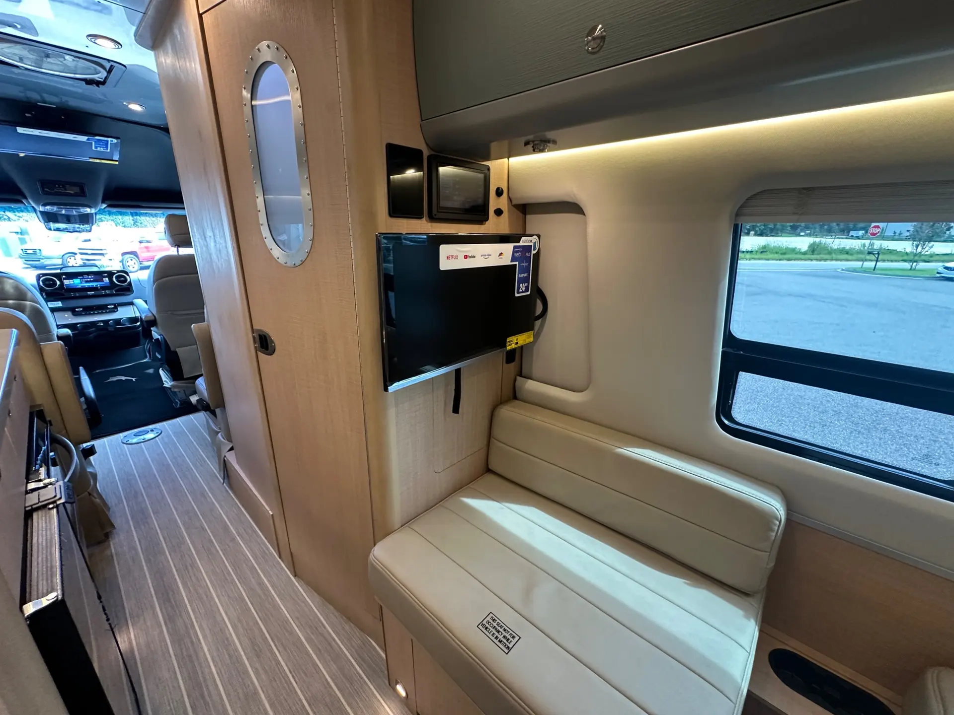 2027 Airstream Interstate 24GL Tommy Bahama - Image 22