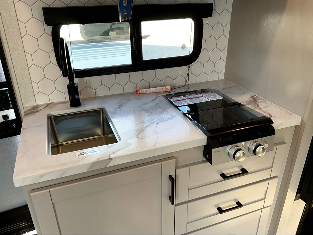 2026 JAYCO Jay Feather 19 MBS - Image 11