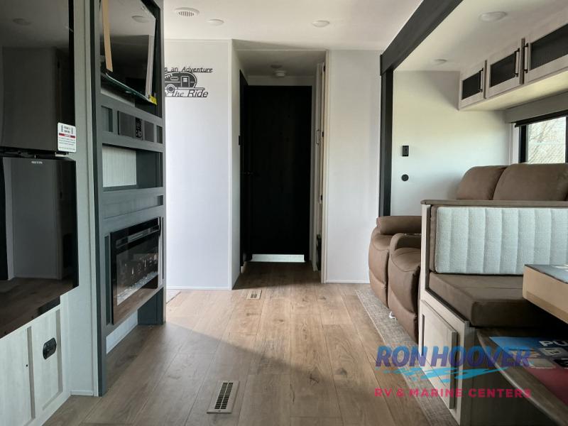 2026 PALOMINO 31QBBH - Image 6